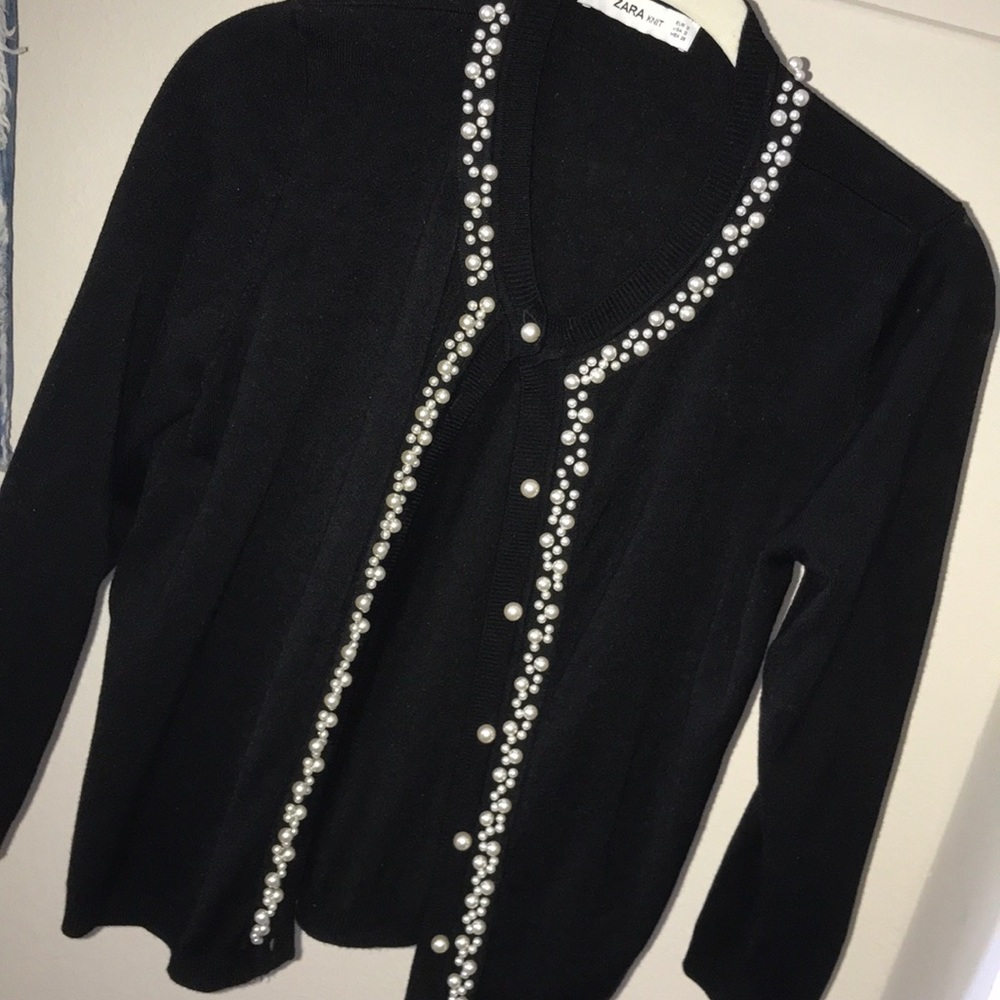 Zara pearl embroidered knit button up, worn once